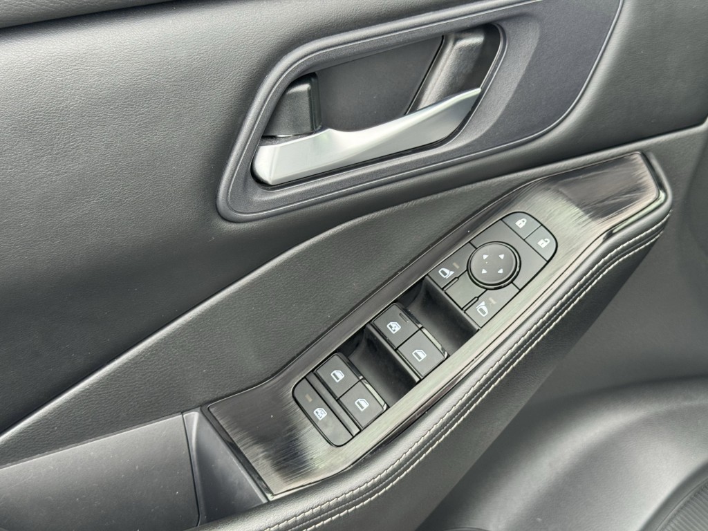 2024 Nissan Rogue Image 21