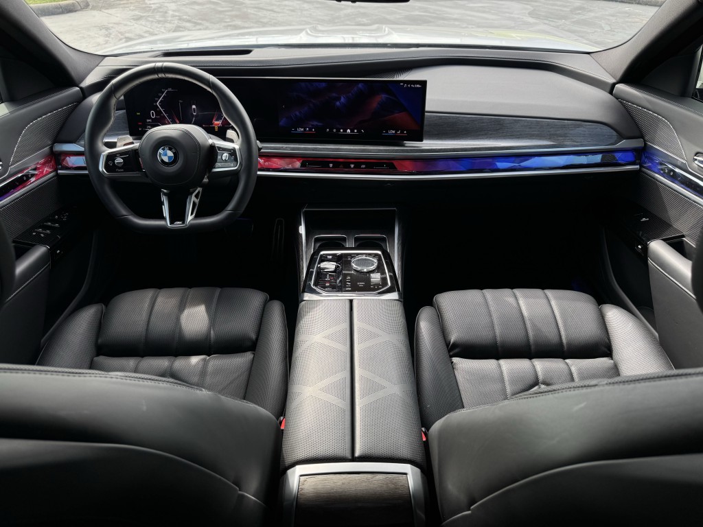 2025 BMW 7 Series Image 18