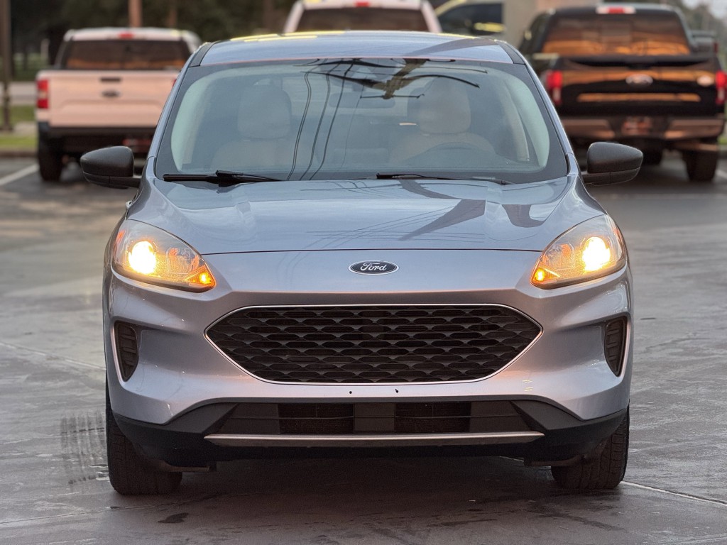 2022 Ford Escape Image 6