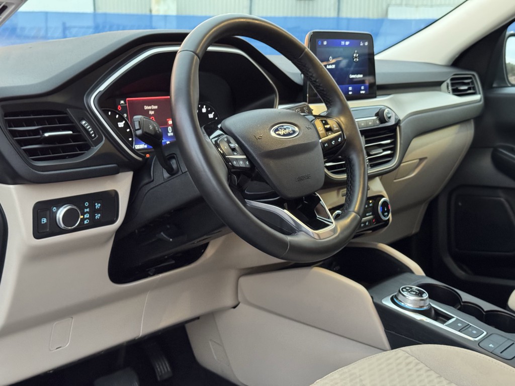 2022 Ford Escape Image 13