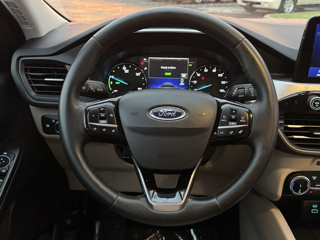 2022 Ford Escape Image 16