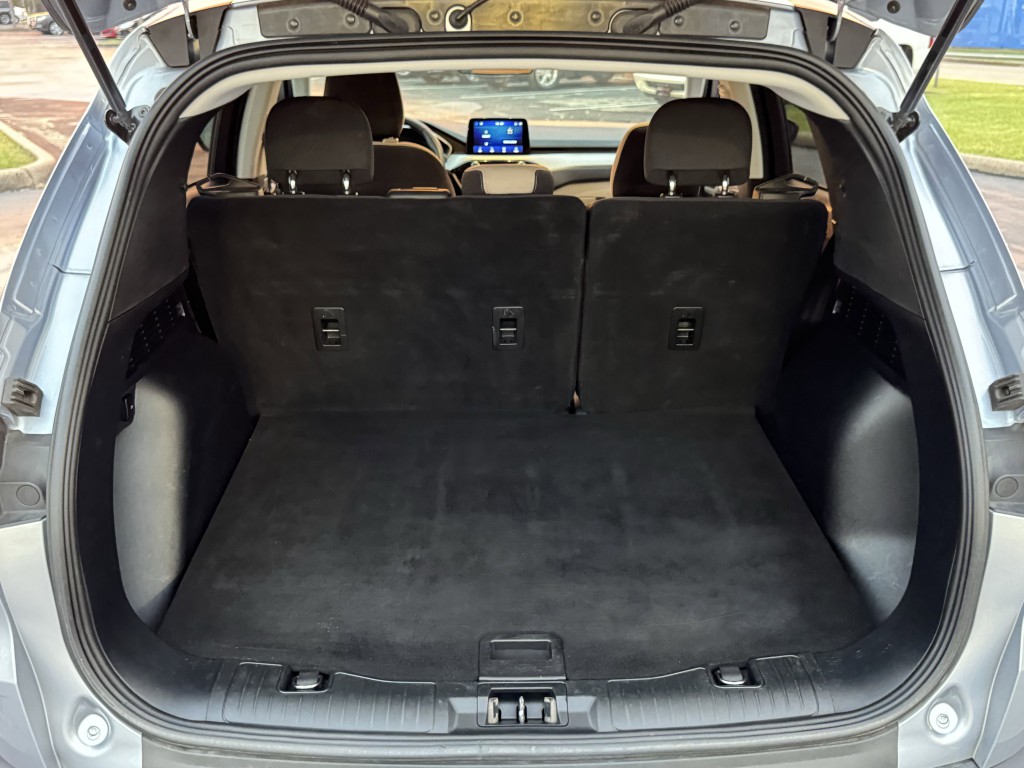 2022 Ford Escape Image 25