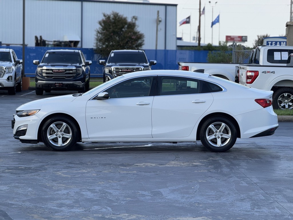 2019 Chevrolet Malibu Image 9