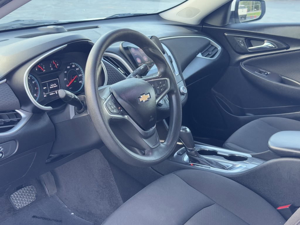 2019 Chevrolet Malibu Image 12