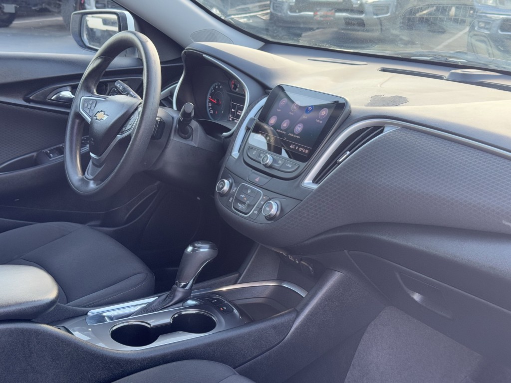 2019 Chevrolet Malibu Image 13