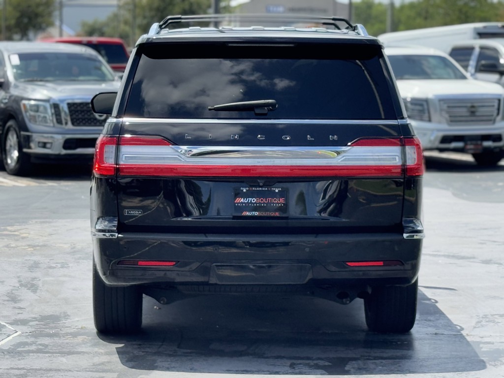 2019 Lincoln Navigator Image 6