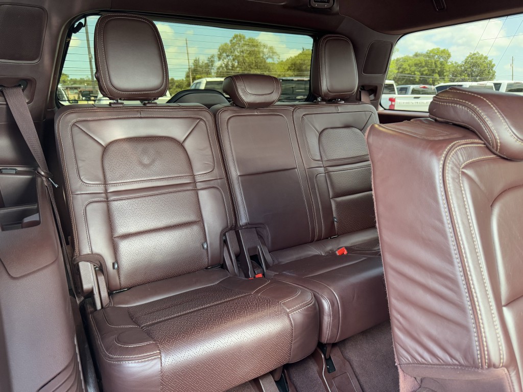 2019 Lincoln Navigator Image 31