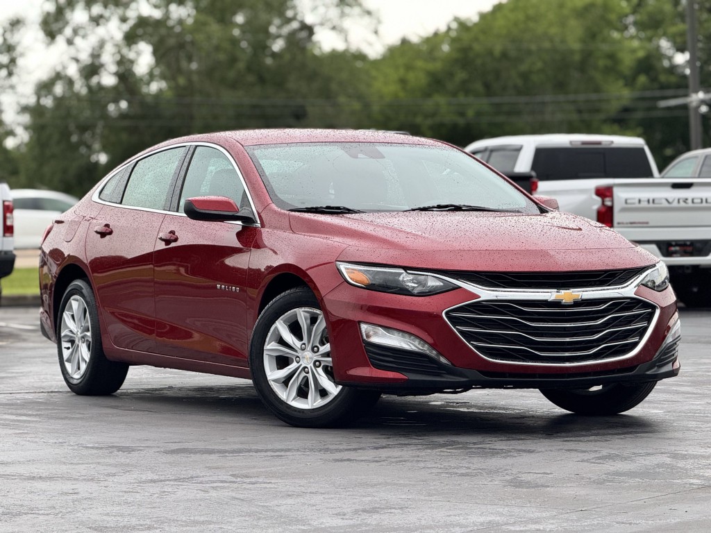 2024 Chevrolet Malibu Image 3