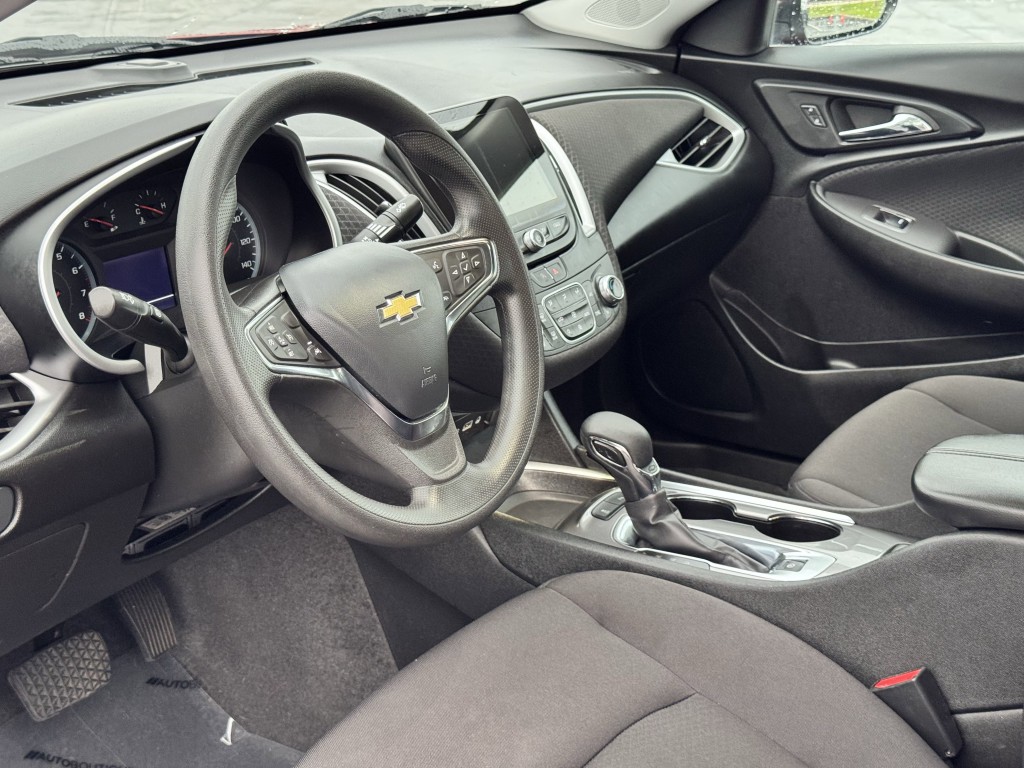 2024 Chevrolet Malibu Image 12