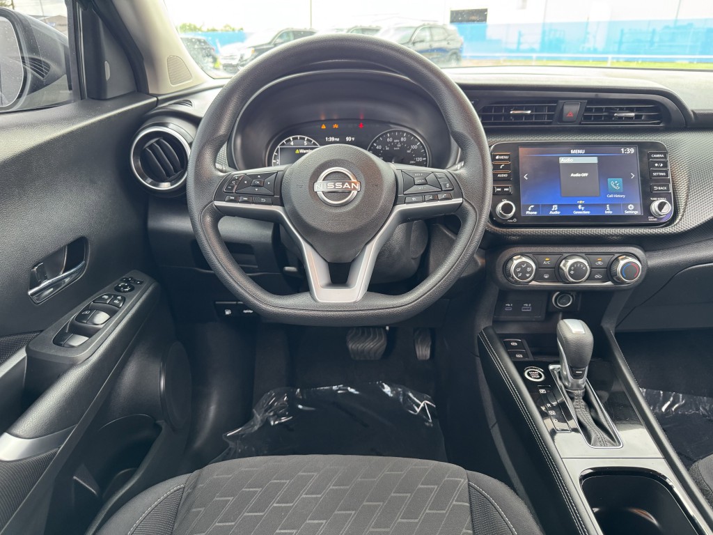 2023 Nissan Kicks Image 14