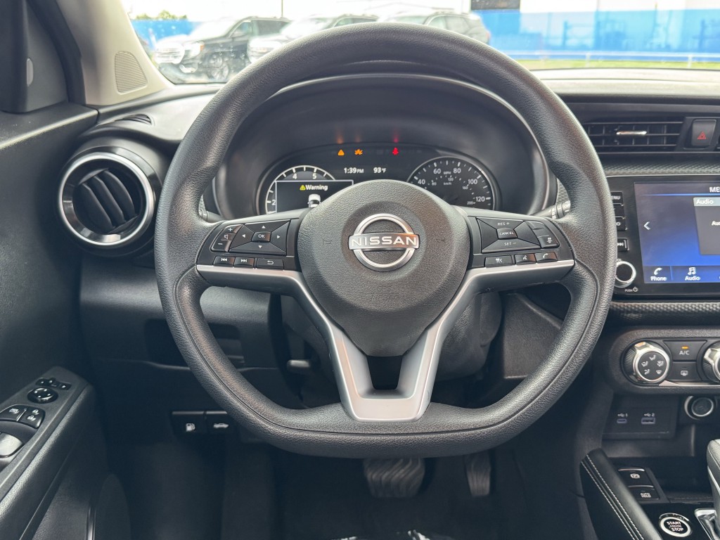 2023 Nissan Kicks Image 15