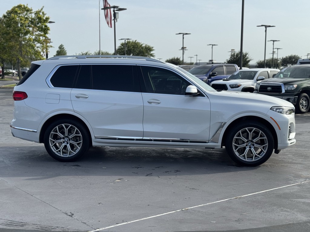 2019 BMW X7 Image 14