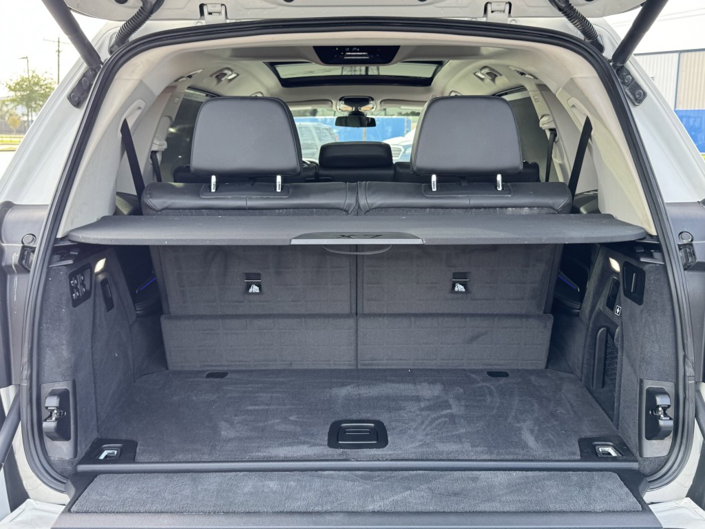 2019 BMW X7 Image 45