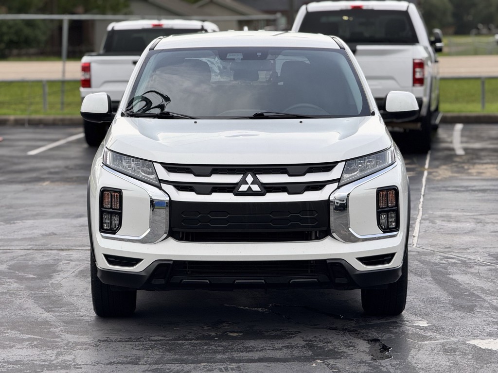 2021 Mitsubishi Outlander Image 5