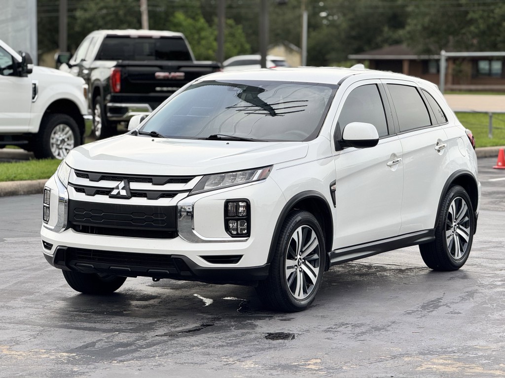 2021 Mitsubishi Outlander Image 7