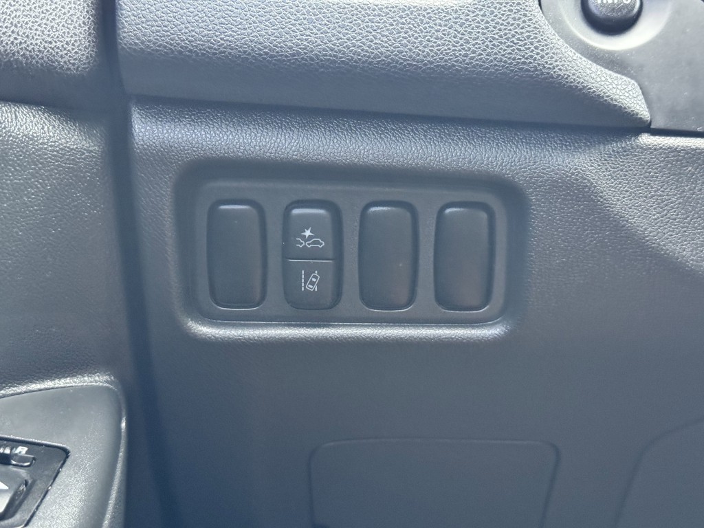 2021 Mitsubishi Outlander Image 23