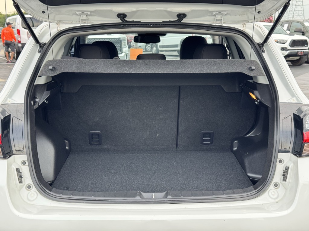 2021 Mitsubishi Outlander Image 28