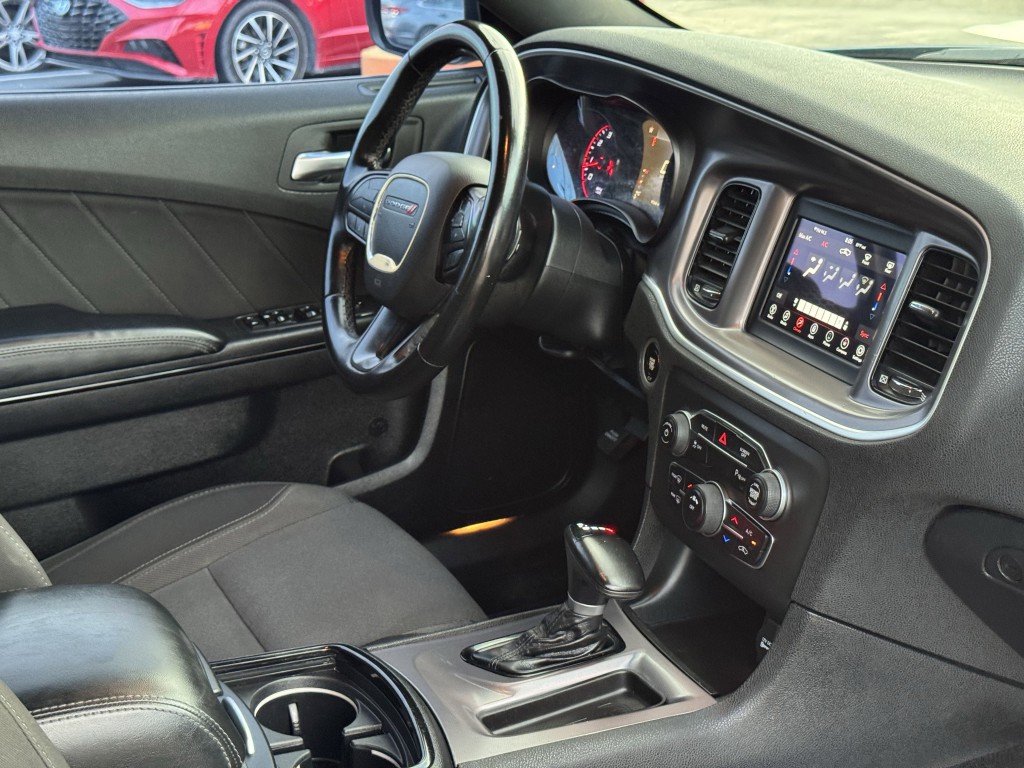 2021 Dodge Charger Image 14
