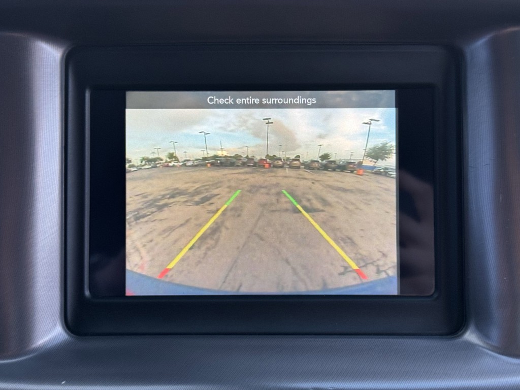 2021 Dodge Charger Image 18