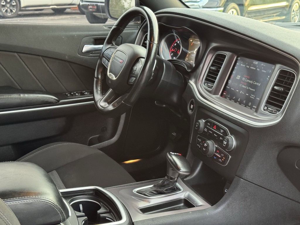 2021 Dodge Charger Image 15