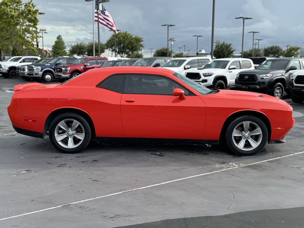 2019 Dodge Challenger Image 8