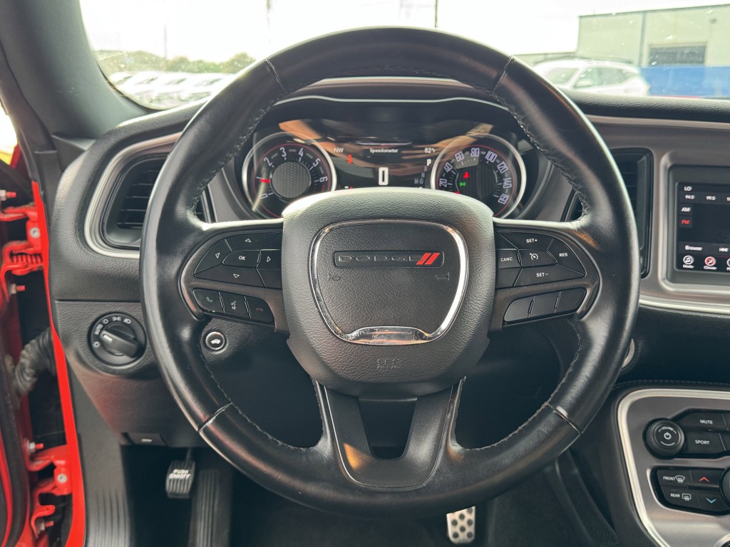 2019 Dodge Challenger Image 12