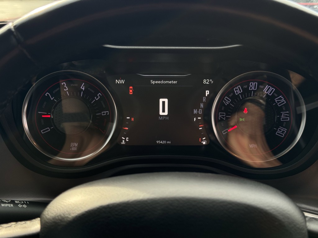 2019 Dodge Challenger Image 13