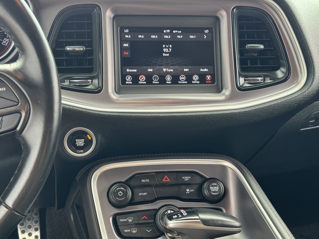 2019 Dodge Challenger Image 14