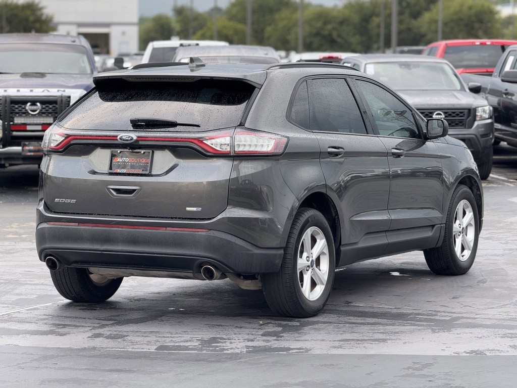 2017 Ford Edge Image 10
