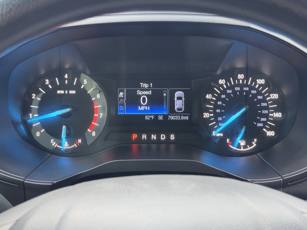 2017 Ford Edge Image 18