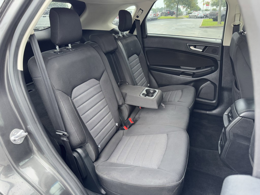 2017 Ford Edge Image 26