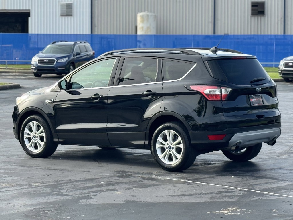 2018 Ford Escape Image 9