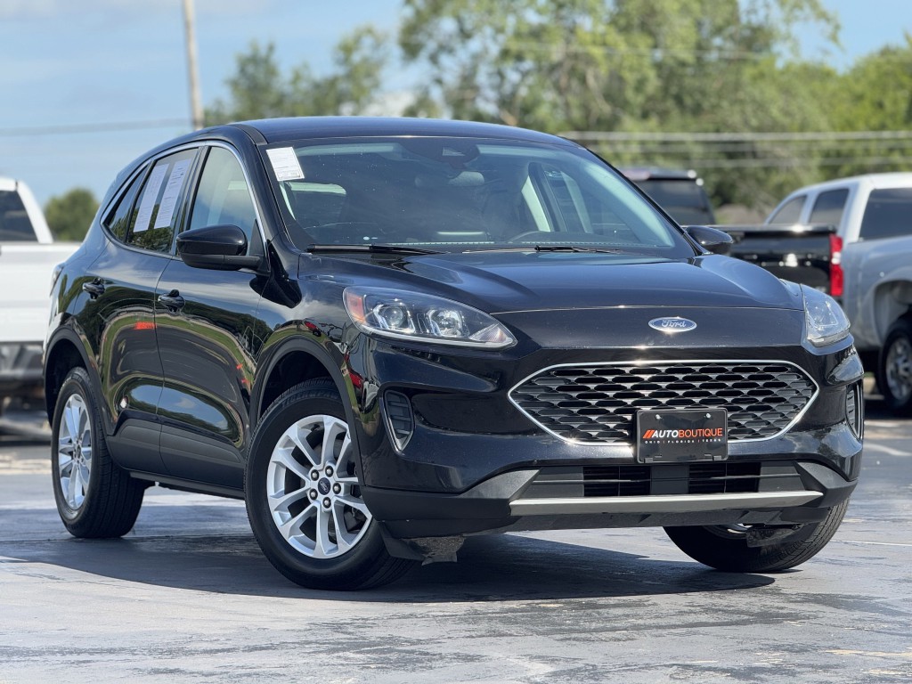2021 Ford Escape Image 3