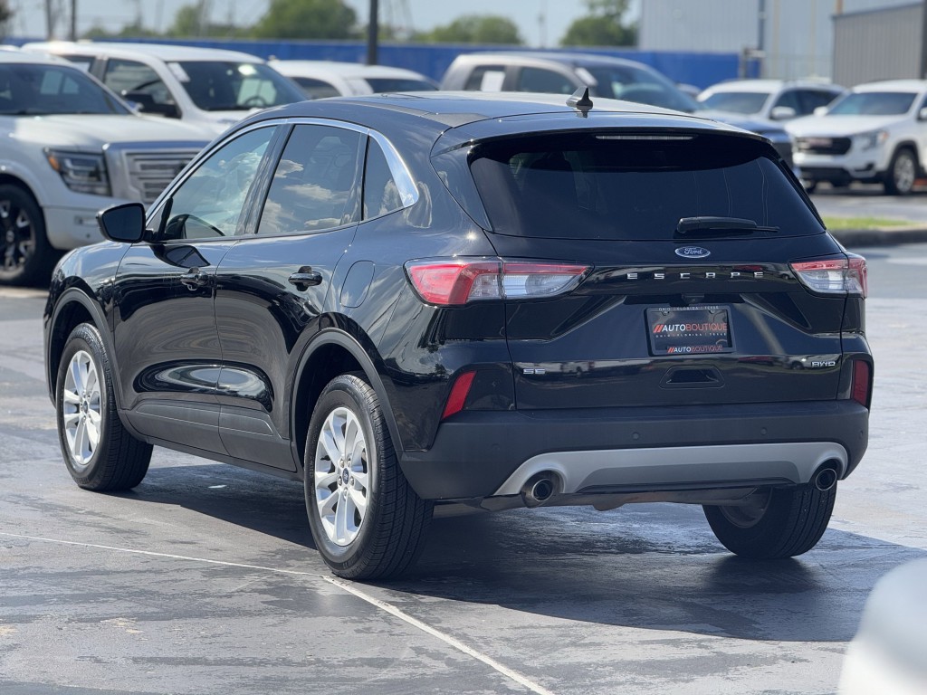 2021 Ford Escape Image 9