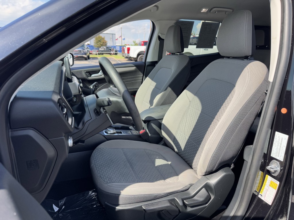 2021 Ford Escape Image 24