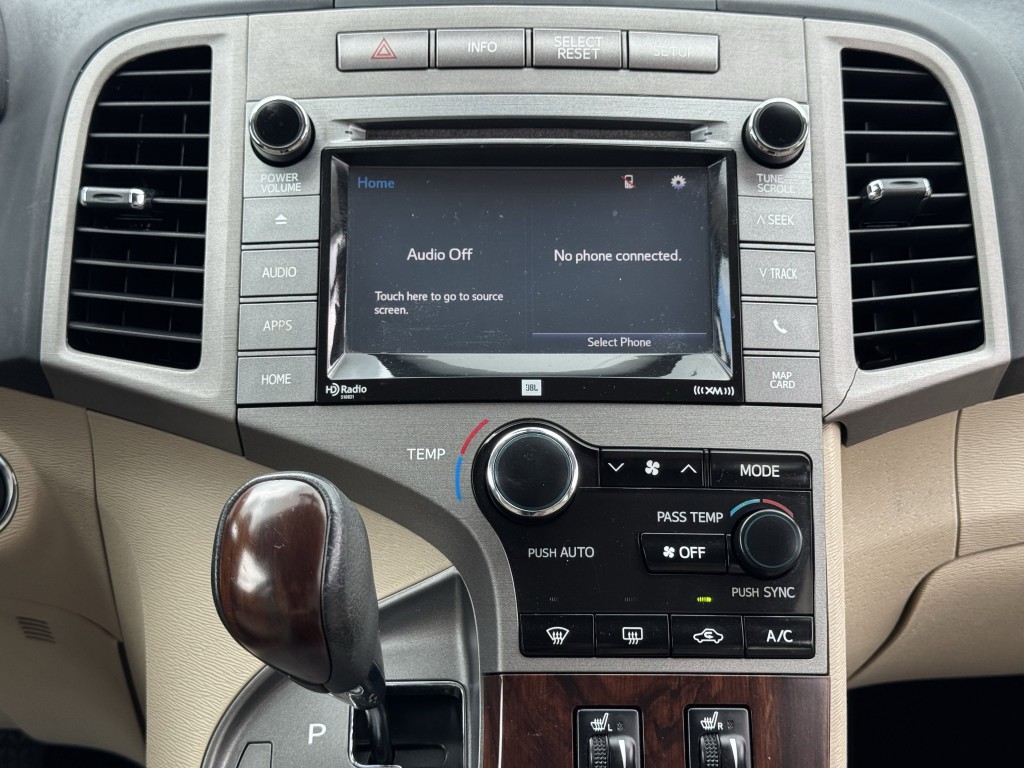 2015 Toyota Venza Image 19