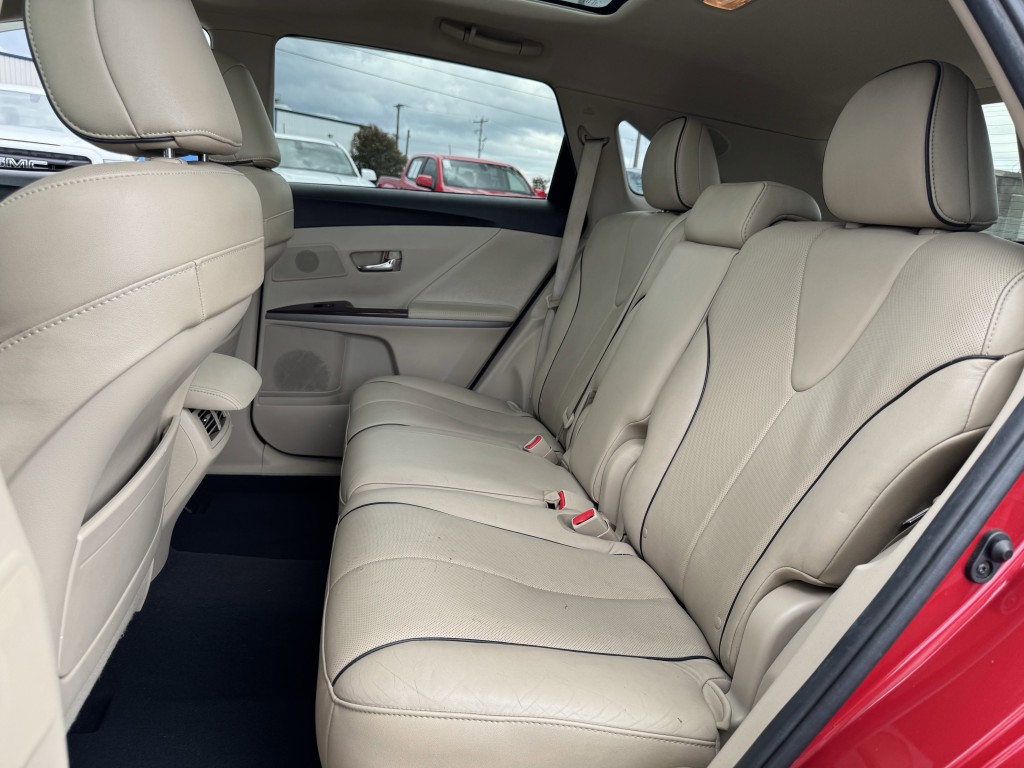 2015 Toyota Venza Image 27