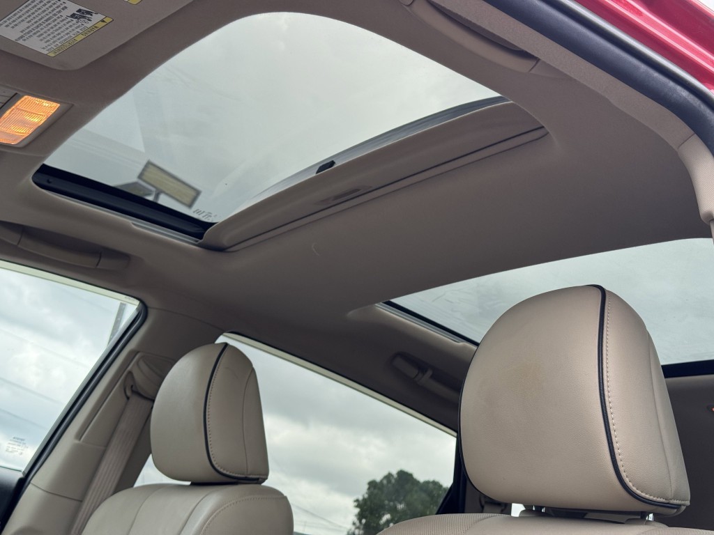 2015 Toyota Venza Image 28