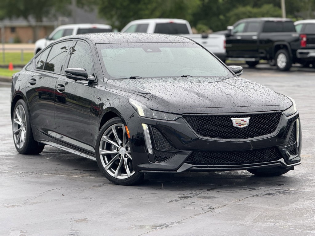 2023 Cadillac Ct5-v Image 3