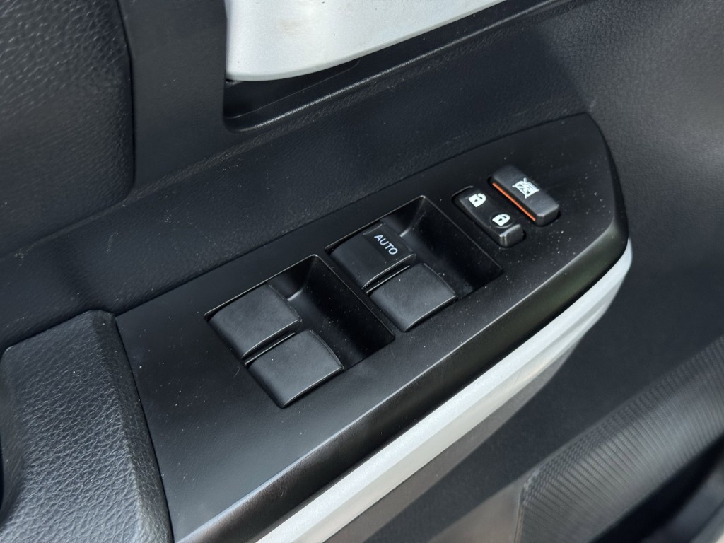 2018 Toyota Tundra Image 25