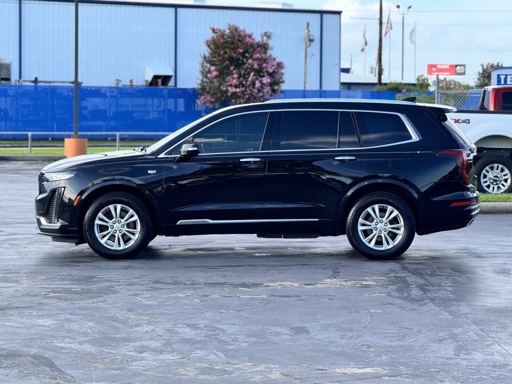 2023 Cadillac XT6 Image 8