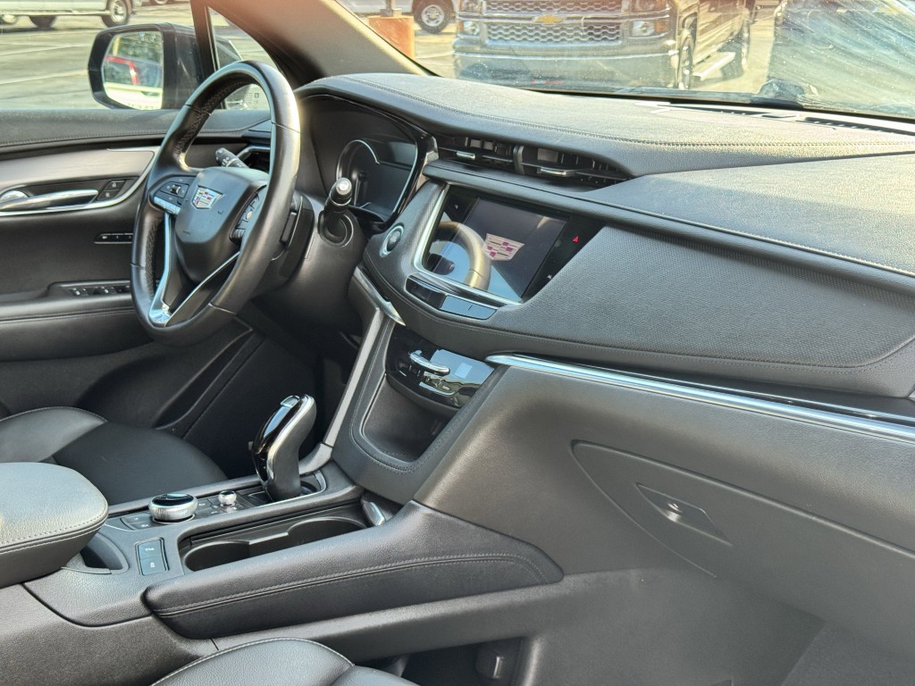 2023 Cadillac XT6 Image 13