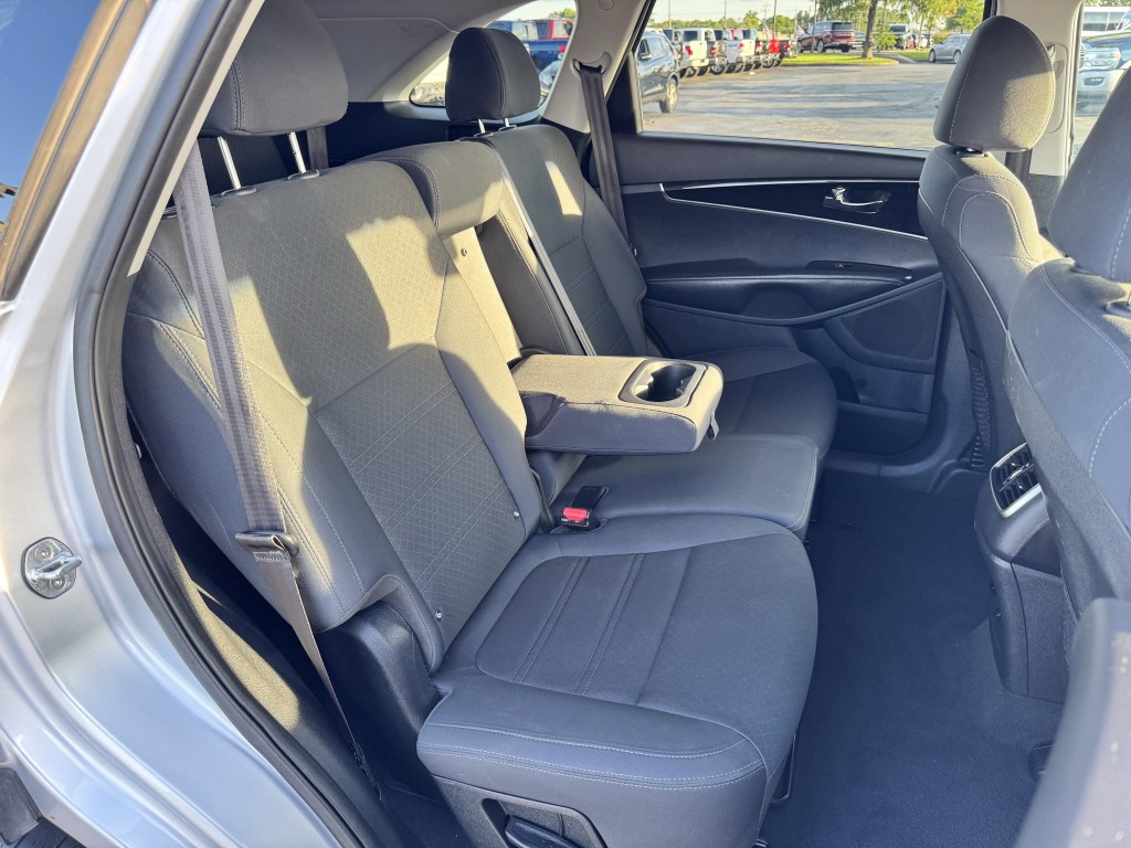 2020 Kia Sorento Image 25