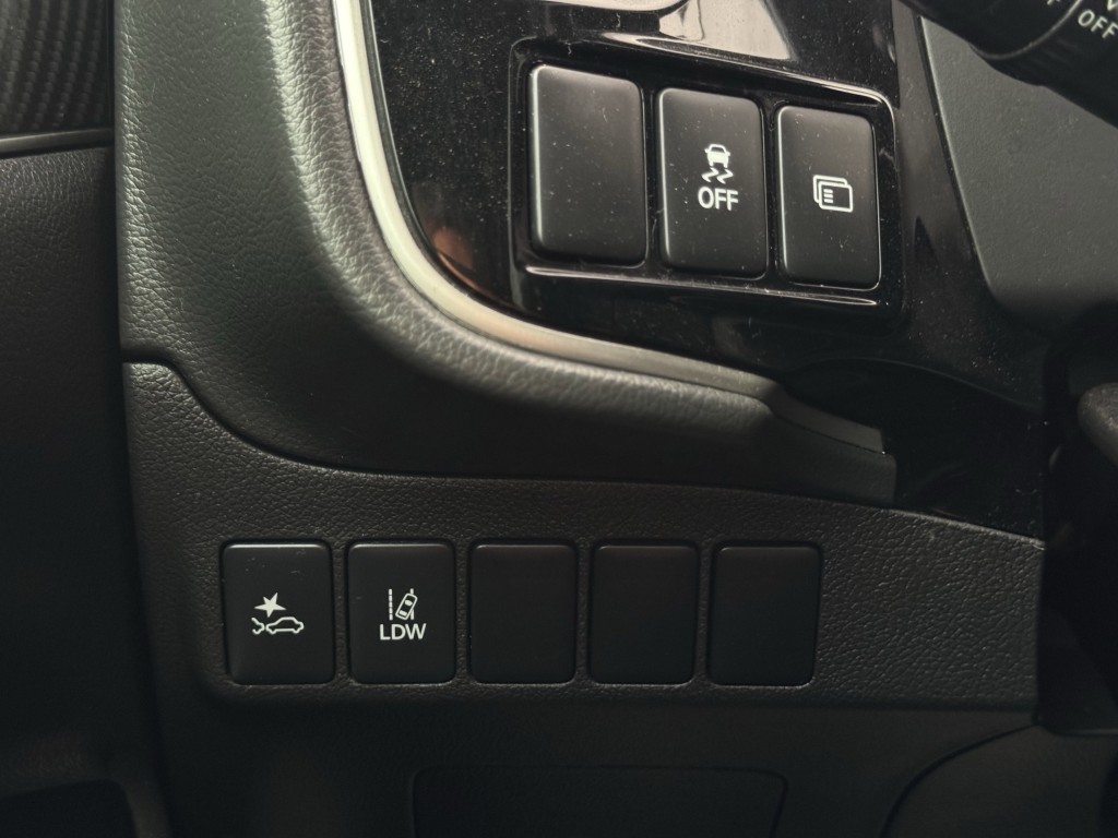 2020 Mitsubishi Outlander Image 19
