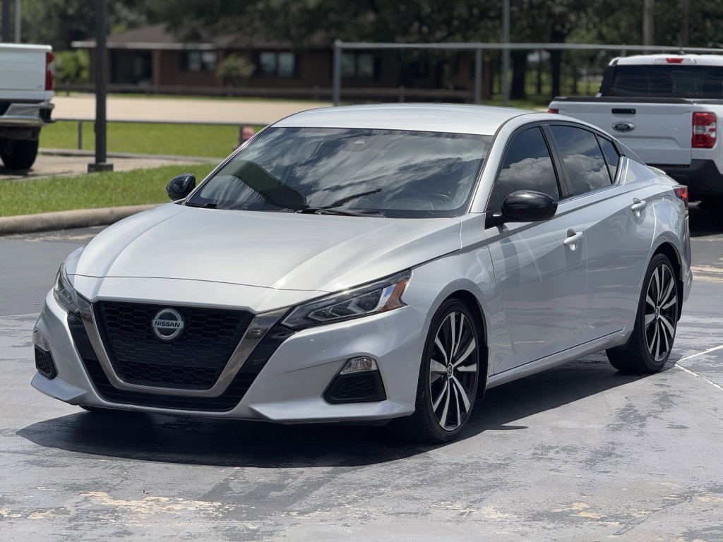 2020 Nissan Altima Image 7