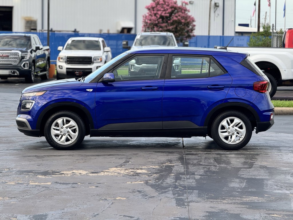 2023 Hyundai Venue Image 8