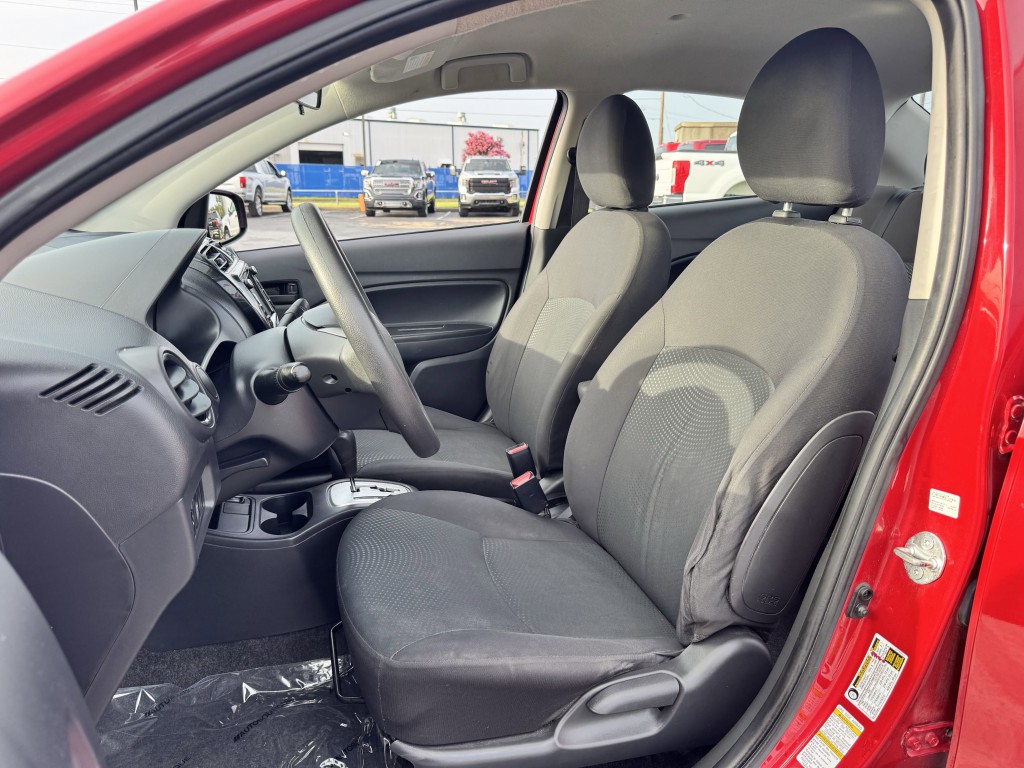 2019 Mitsubishi Mirage Image 24