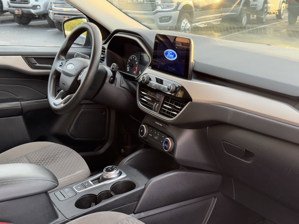2022 Ford Escape Image 13