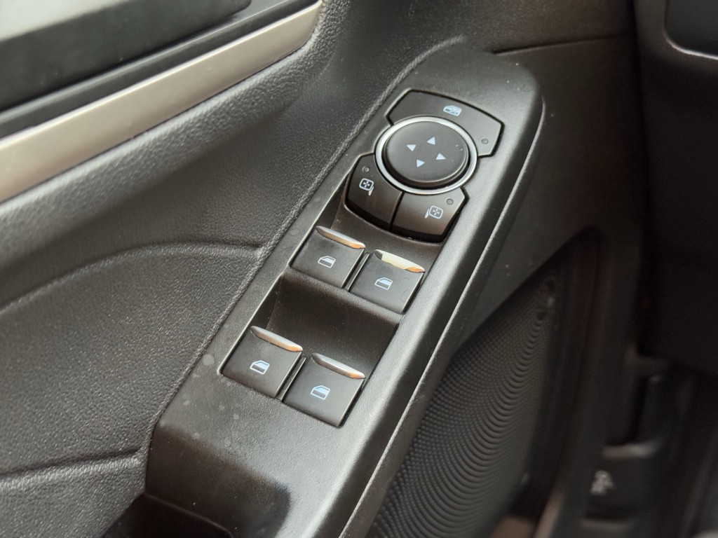2022 Ford Escape Image 22