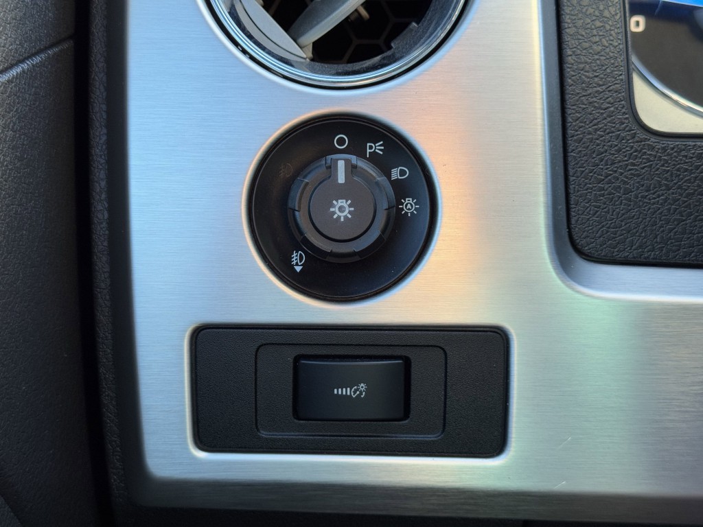 2014 Ford F-150 Image 21